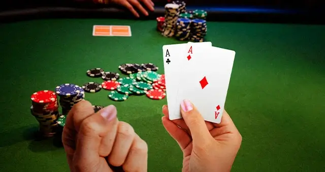 Các tổ hợp bài Poker theo thứ tự mạnh đến yếu